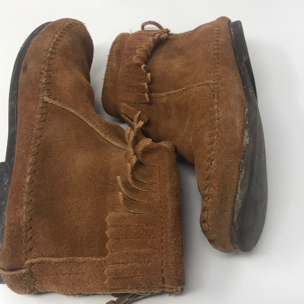 Minnetonka sz 2 low shoe boot leather moccasins - Picture 8 of 10